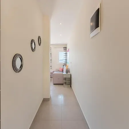 Sunset Dreams Vaggelis Apartament *