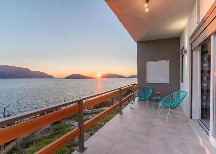 Sunset Dreams Vaggelis Apartment *